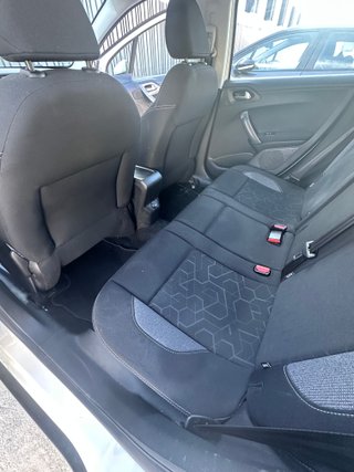 Peugeot 2008 2016 Active