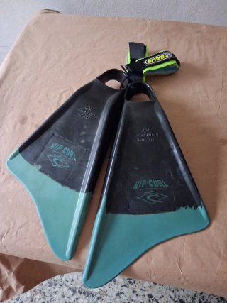 Aletas Rip Curl Talla M (39)