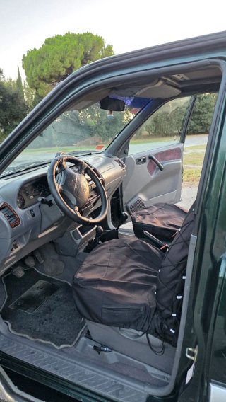 Nissan Terrano II 1998