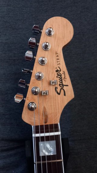 Guitarra Squier Special Edition Mod