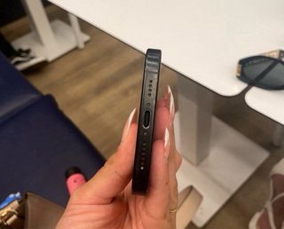 iPhone 16 Pro Max Space Gray