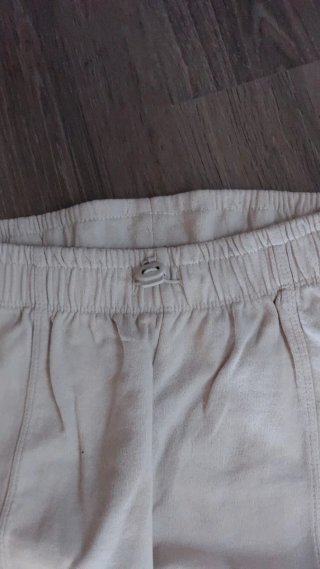 Pantalón chándal Zara beige