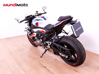 BMW M 1000 R