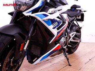 BMW M 1000 R