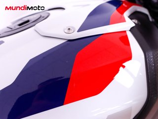 BMW M 1000 R