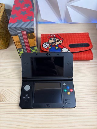 Nintendo New 3DS Nera con scatola originale