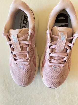 Zapatillas Nike Rosas y Blancas