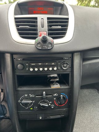 Peugeot 207 2007