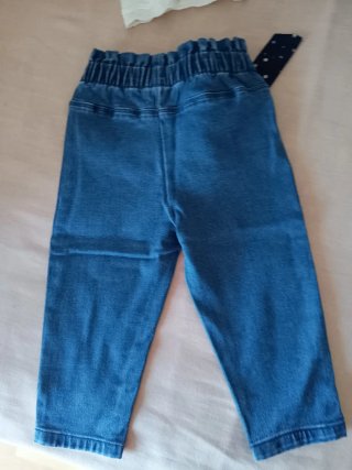 Conjunto: Camiseta punto y pantalón tejano
