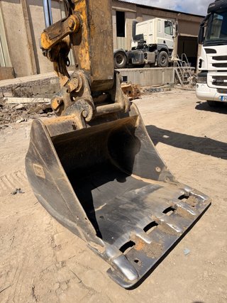EXCAVADORA DE RUEDAS CATERPILLAR M320F AÑO 2018