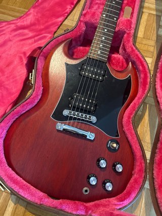 Guitarra Gibson SG -faded/ red 2011