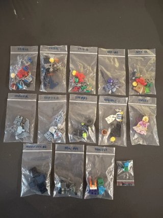 LEGO® - Lote de 14 Minifiguras