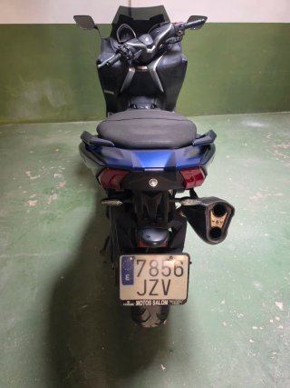 Yamaha T-MAX 530 DX Maxi Scooter Azul/Plata