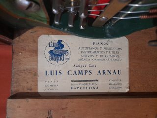 Piano vertical Charrier & Cie.
