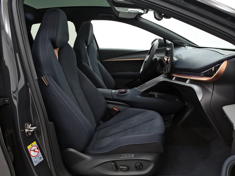 Cupra Tavascan 77kWh 2025, foto 5