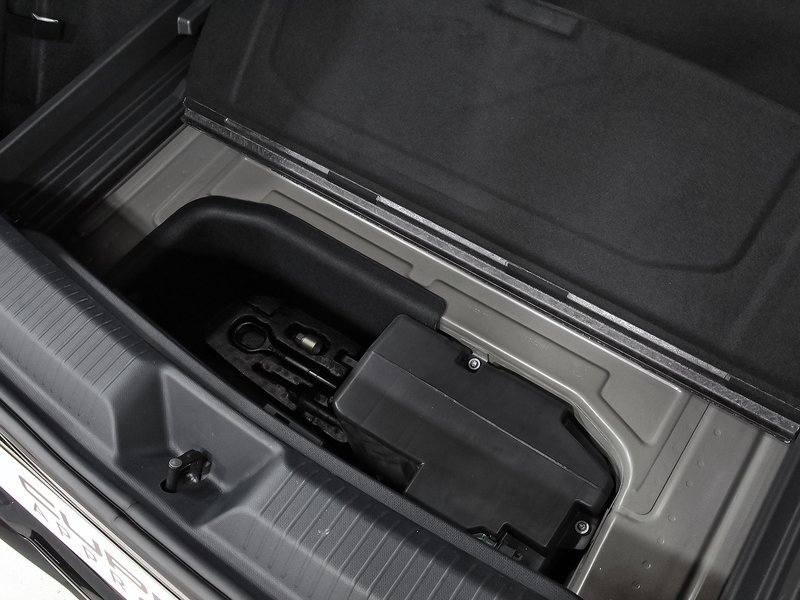 Cupra Tavascan 77kWh 2025, foto 42