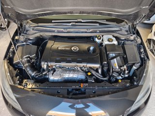 Opel Astra 2.0 CDTi S/S 165 CV Excellence llanta 17