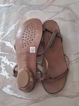 Sandalias Pedro García Piel. Sin estrenar.