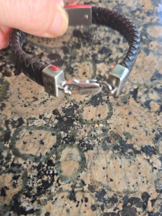 Pulsera Lotus Cuero Trenzado Negra