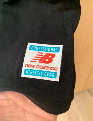 Maglia New Balance nera taglia L