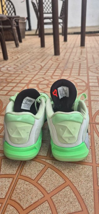 Nike Luca 4 Talla 43