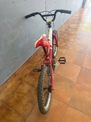 Bicicleta Monty 104 Micro Roja Negociable