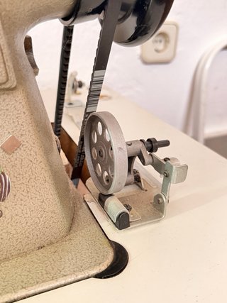 Maquina coser Singer 212U Doble Arrastre y aguja