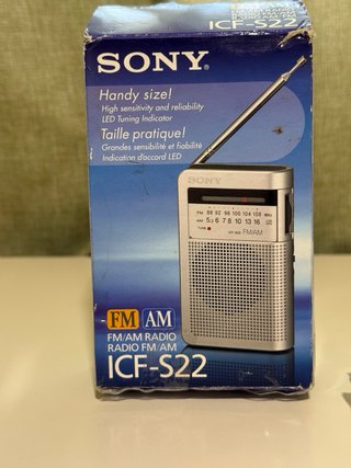 Radio Sony ICF-S22 FM/AM Plata