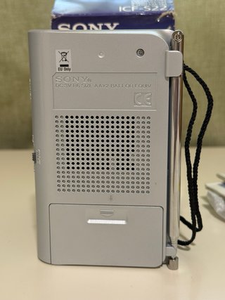 Radio Sony ICF-S22 FM/AM Plata