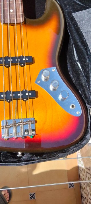 Bajo Fender Jazz Bass Fretless (Japón)