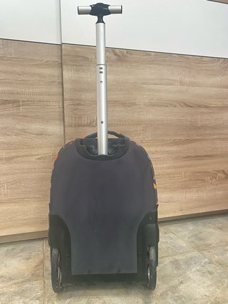 Mochila Totto con ruedas y estampado de corazones