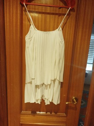 Chaqueta Kimono - Vestido blanco