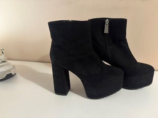 Botines Zara Plataforma Negro Talla 36