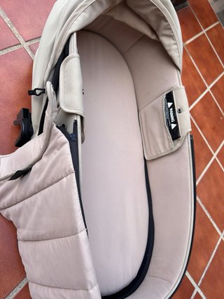 Capazo Babyzen Yoyo beige con adattatori e lenzuolo