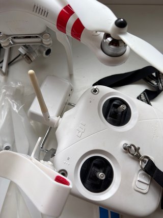 Lote DJI Phantom 2 y Phantom 2 Vision+ (2 drones)