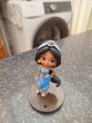Figura Q Posket Petit Jasmine Banpresto