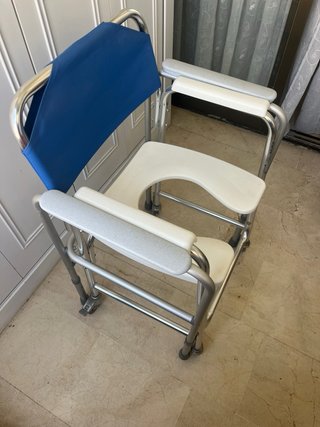 Silla para ir al aseo persona mayor