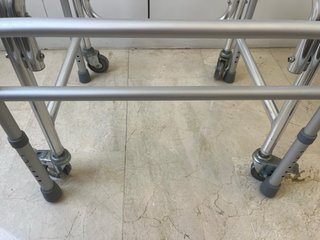 Silla para ir al aseo persona mayor