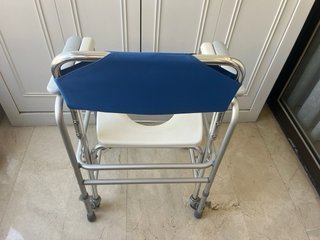 Silla para ir al aseo persona mayor