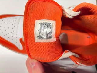 Air Jordan 1 Mid Arancioni Taglia 42
