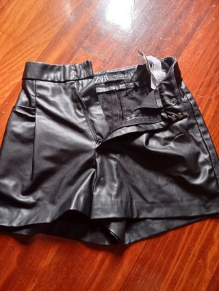 Zara Pantalones Cortos Mujer XS Negro