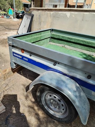Anclajes para remolque con protección más lona.