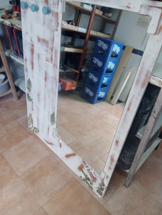 SE vende Espejo decorativo madera y cristal