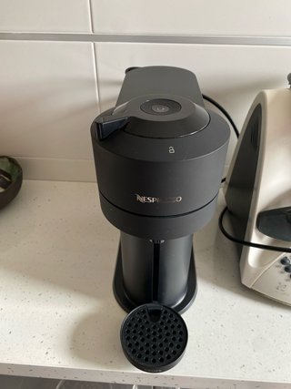 Cafetera Nespresso Krups Negra