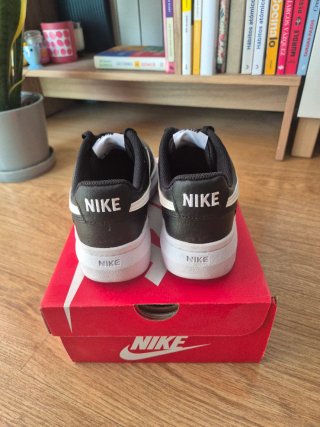 Zapatillas Nike Court Vision Alta Negro Blanco