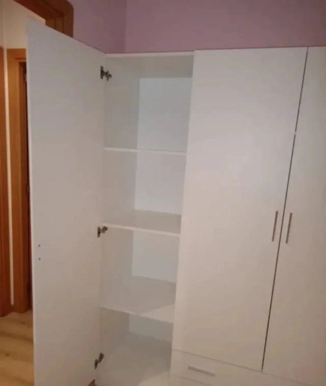 Guarda-roupas guarda-roupas guarda-roupas