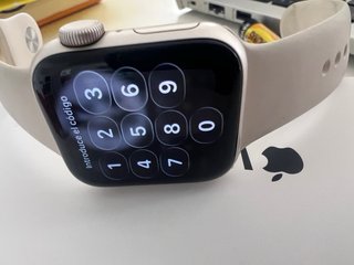Apple Watch SE 3 40mm Beige/Plata
