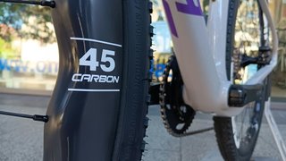 BERRIA ALLROAD ESSENTIAL GRX400 2027