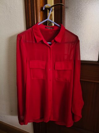 Camisa roja transparente talla XS