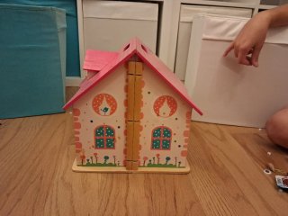 Casa de muñecas con muñeca Lalaloopsy